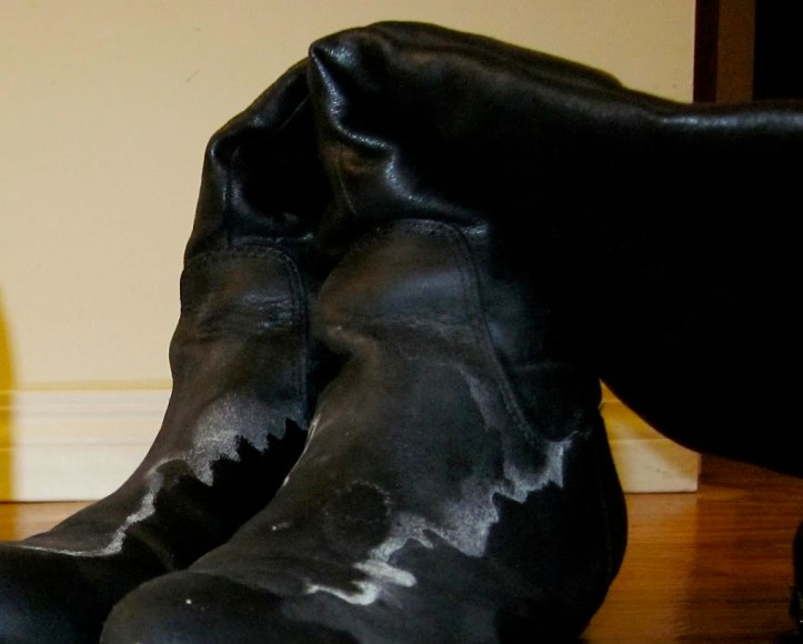 Nothing worse than these type of stains on your favourite footwear.