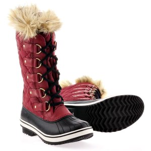 Sorel Tofino boots in red. 